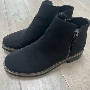 Black Suede Ankle Boots Sz 7